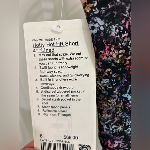 Lululemon Hotty Hot High-Rise Lined Short 4" - Picture 7 of 9
